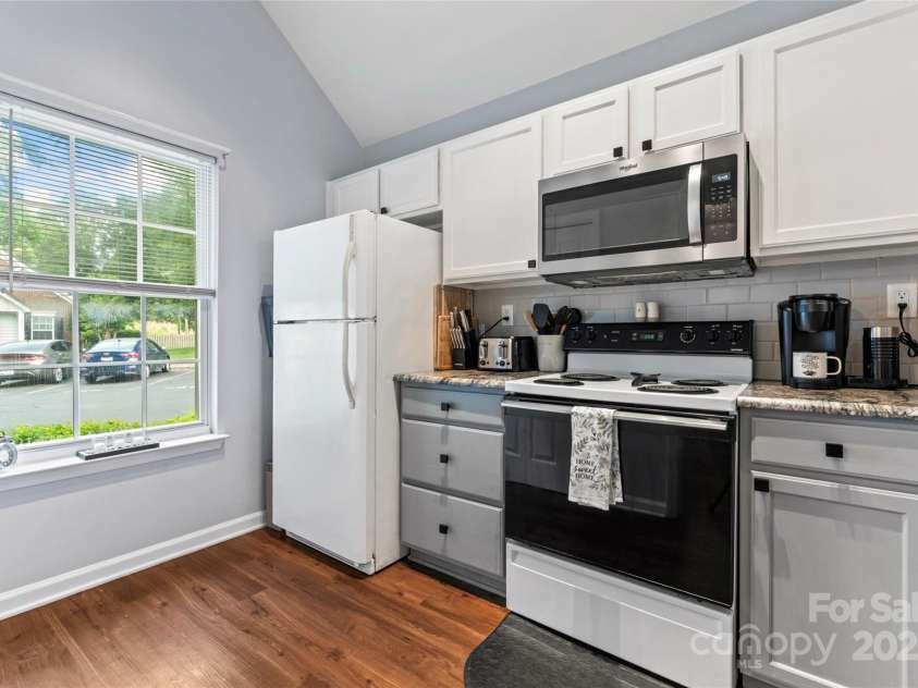 945 Heritage Parkway, Fort Mill, SC 29715.  MLS# CAR4265044, YatesRealty ID 25475. 