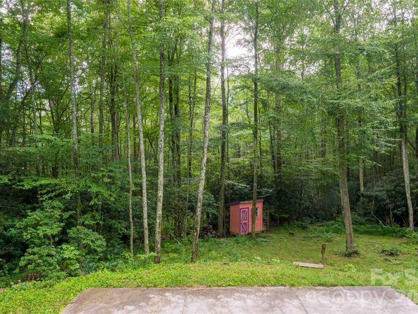 4035 Bald Creek Road, Clyde, NC 28721.  MLS# CAR4376905, YatesRealty ID 25476. 