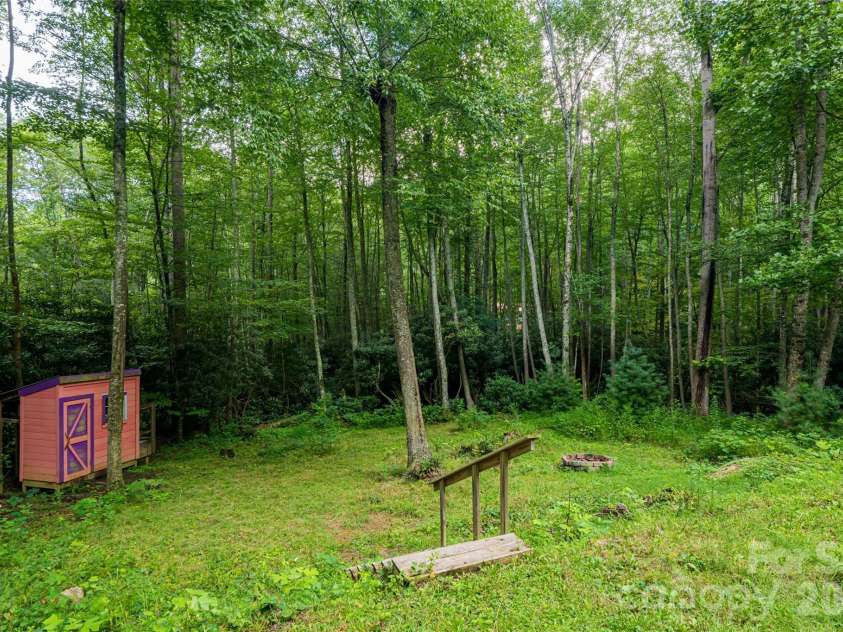 4035 Bald Creek Road, Clyde, NC 28721.  MLS# CAR4376905, YatesRealty ID 25476. 