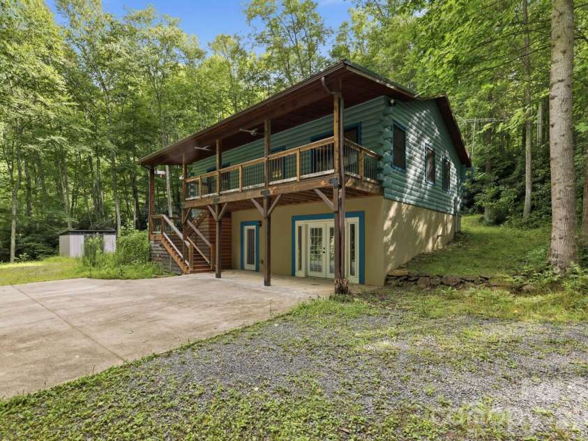 4035 Bald Creek Road, Clyde, NC 28721.  MLS# CAR4412288, YatesRealty ID 25476. 