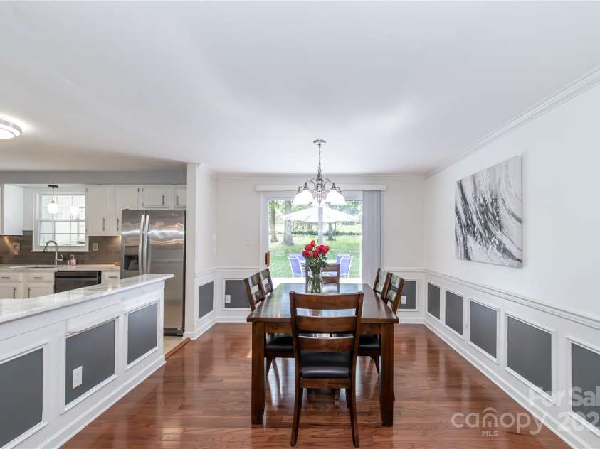 5909 Ryder Avenue, Charlotte, NC 28226.  MLS# CAR4269232, YatesRealty ID 25476. 