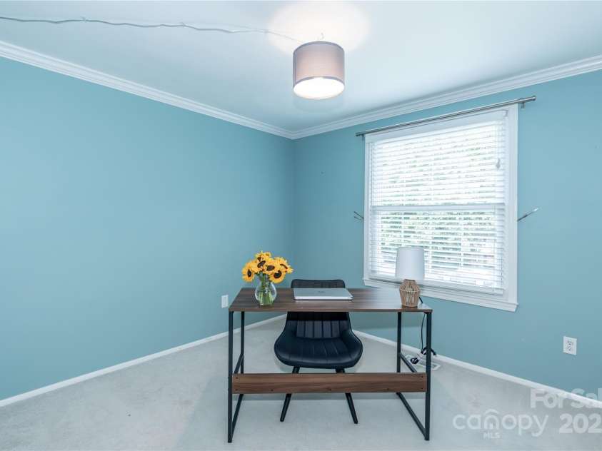 5909 Ryder Avenue, Charlotte, NC 28226.  MLS# CAR4269232, YatesRealty ID 25476. 