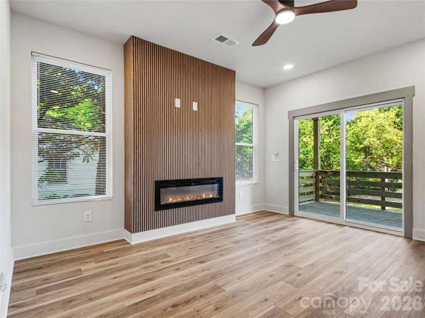 587 Central Drive, Concord, NC 28027.  MLS# CAR4381672, YatesRealty ID 25477. 