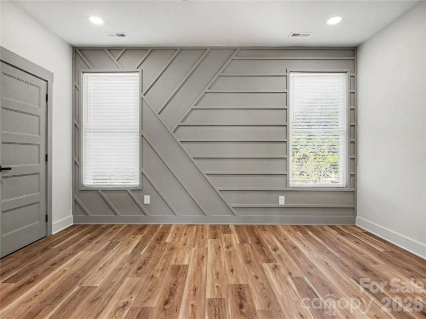 587 Central Drive, Concord, NC 28027.  MLS# CAR4381672, YatesRealty ID 25477. 