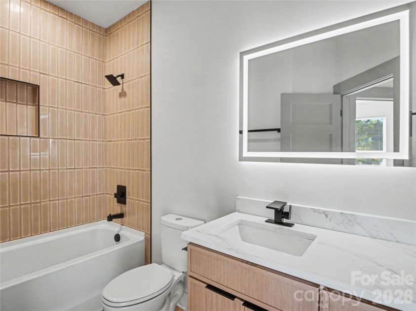 587 Central Drive, Concord, NC 28027.  MLS# CAR4381672, YatesRealty ID 25477. 