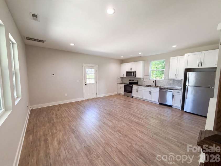 1402 Martin Luther King Avenue, Kannapolis, NC 28083.  MLS# CAR4381600, YatesRealty ID 25478. 