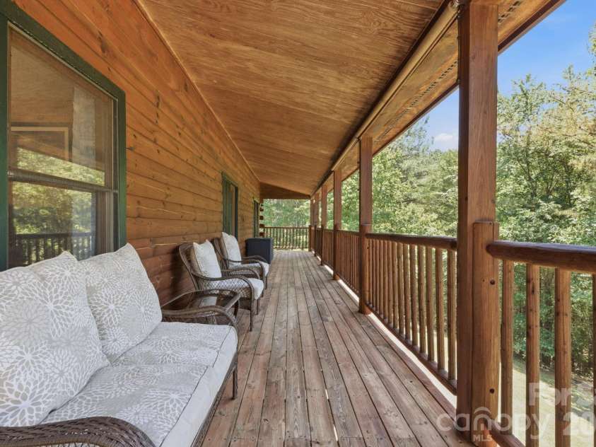 152 Rivercliff Drive, Stony Point, NC 28678.  MLS# CAR4385217, YatesRealty ID 25479. Covered Deck