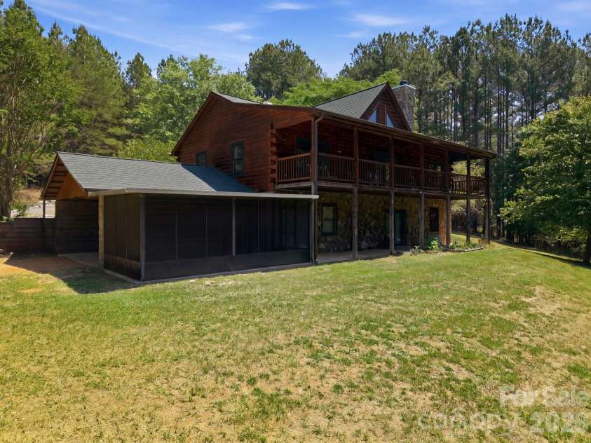 152 Rivercliff Drive, Stony Point, NC 28678.  MLS# CAR4385217, YatesRealty ID 25479. Full Rear Exterior