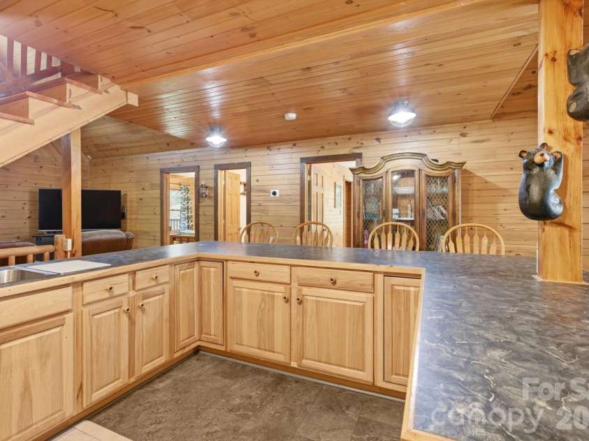 152 Rivercliff Drive, Stony Point, NC 28678.  MLS# CAR4385217, YatesRealty ID 25479. Kitchen