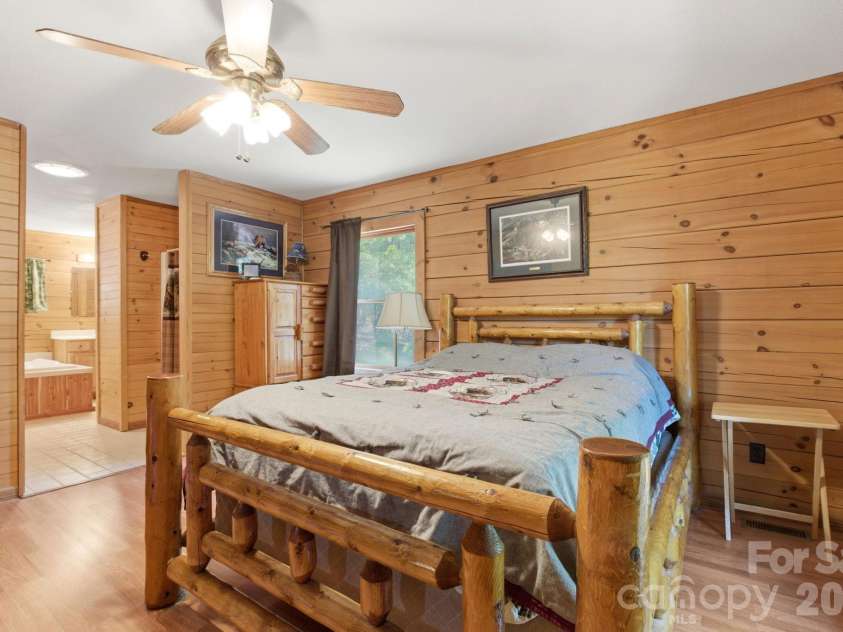152 Rivercliff Drive, Stony Point, NC 28678.  MLS# CAR4385217, YatesRealty ID 25479. Master Bed