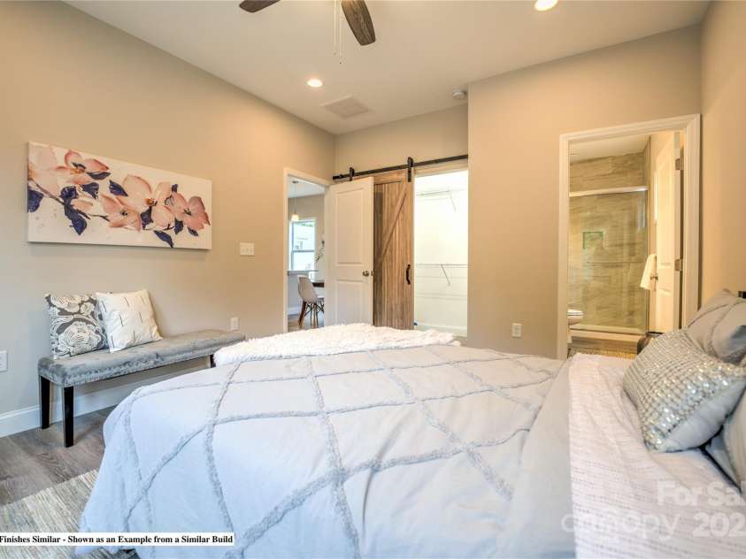 53 Acorn Lane, Waynesville, NC 28785.  MLS# CAR4270158, YatesRealty ID 25479. 