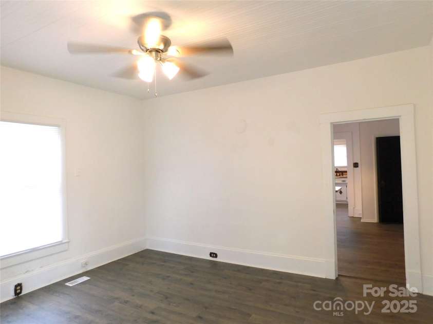 39 Railroad Street, Lincolnton, NC 28092.  MLS# CAR4234127, YatesRealty ID 2548. 