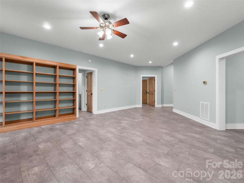 472 Cardinal Road, Brevard, NC 28712.  MLS# CAR4339828, YatesRealty ID 2548. Basement Den