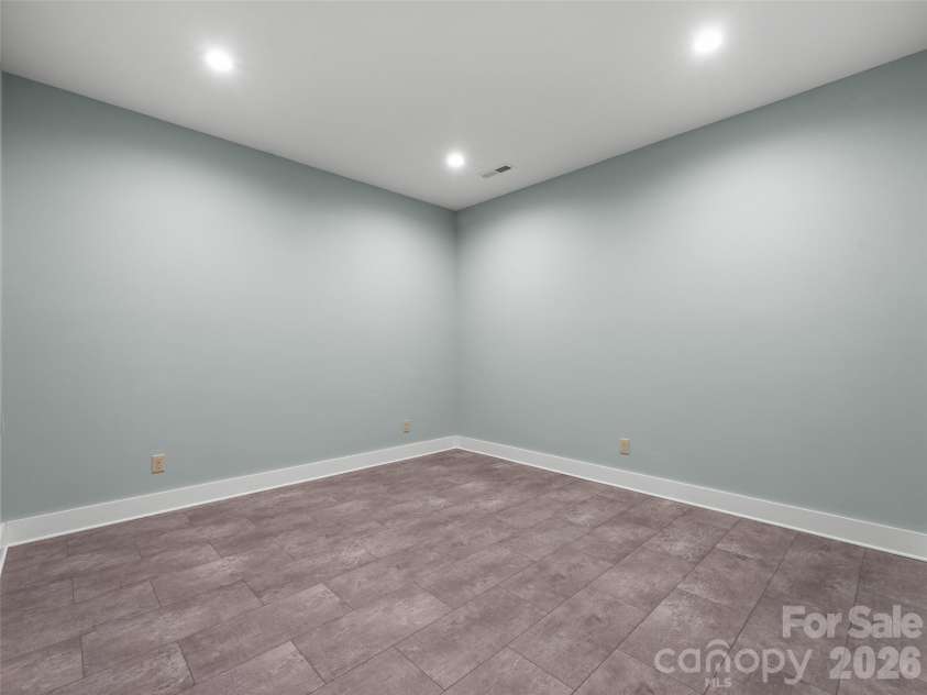 472 Cardinal Road, Brevard, NC 28712.  MLS# CAR4339828, YatesRealty ID 2548. Flex Space (Basement)