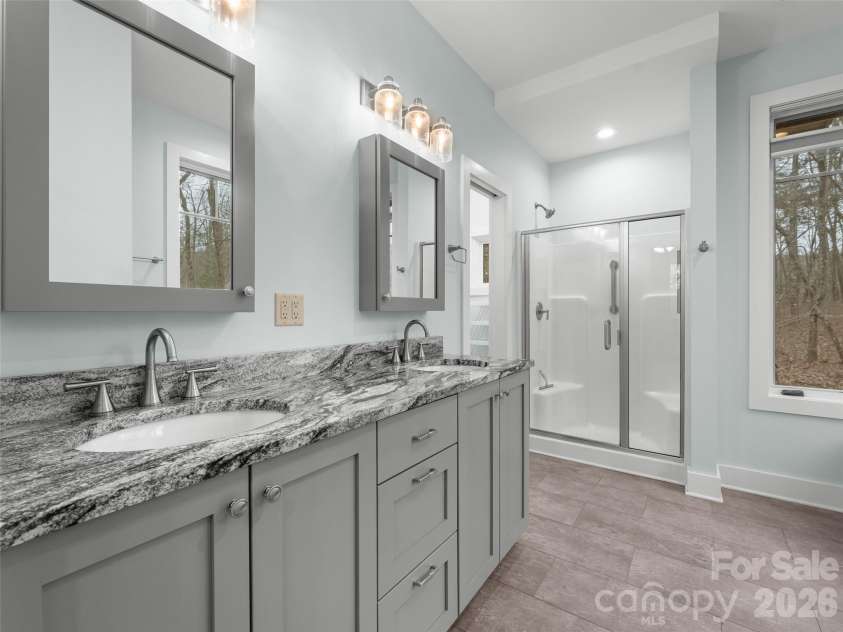 472 Cardinal Road, Brevard, NC 28712.  MLS# CAR4339828, YatesRealty ID 2548. Primary Bathroom