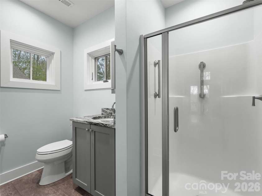 472 Cardinal Road, Brevard, NC 28712.  MLS# CAR4339828, YatesRealty ID 2548. Second Bathroom