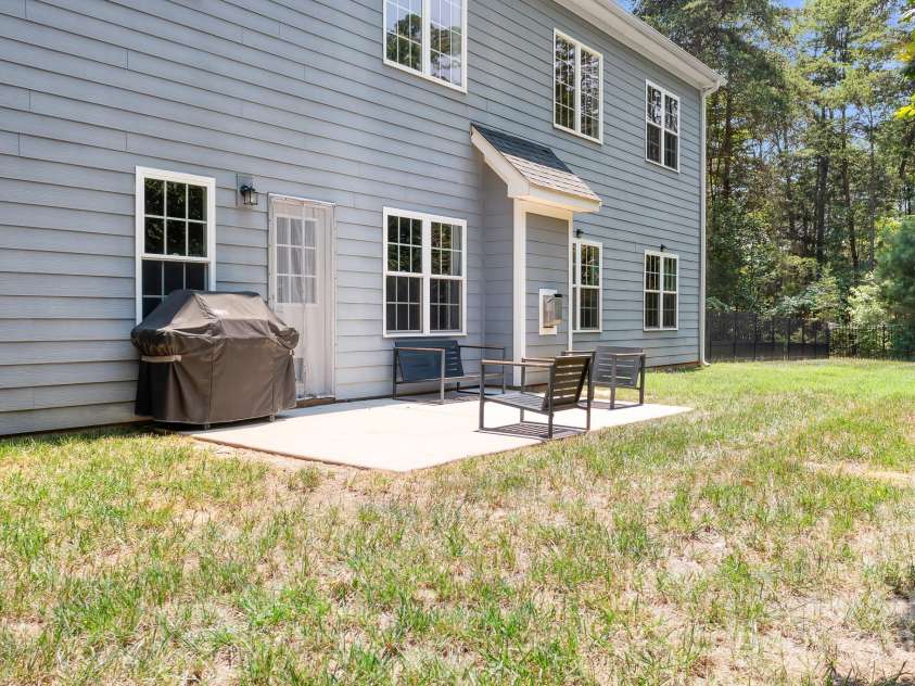 738 Kemp Road, Mooresville, NC 28117.  MLS# CAR4273057, YatesRealty ID 25481. 