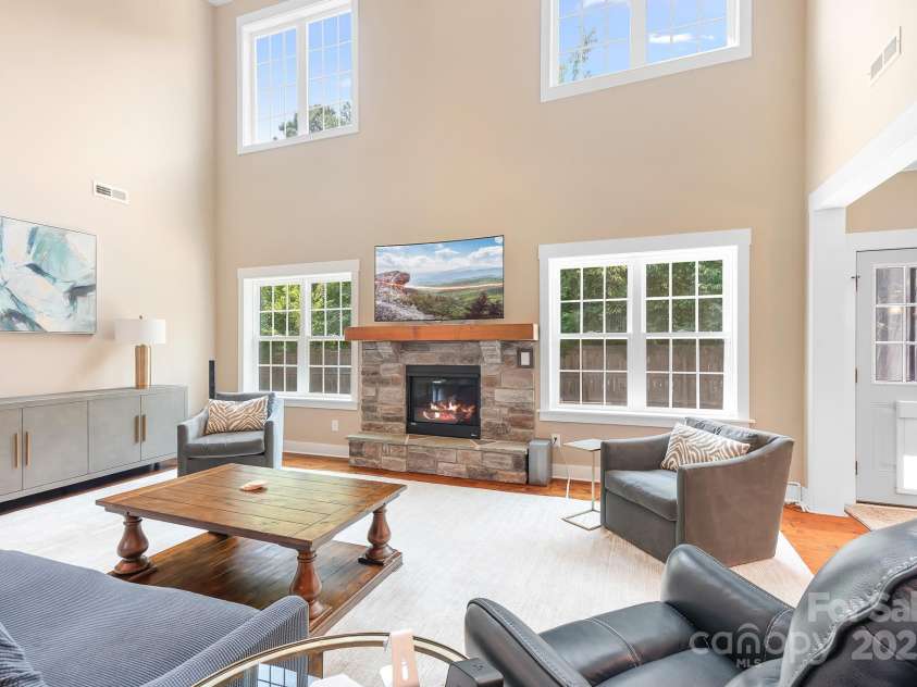 738 Kemp Road, Mooresville, NC 28117.  MLS# CAR4273057, YatesRealty ID 25481. 