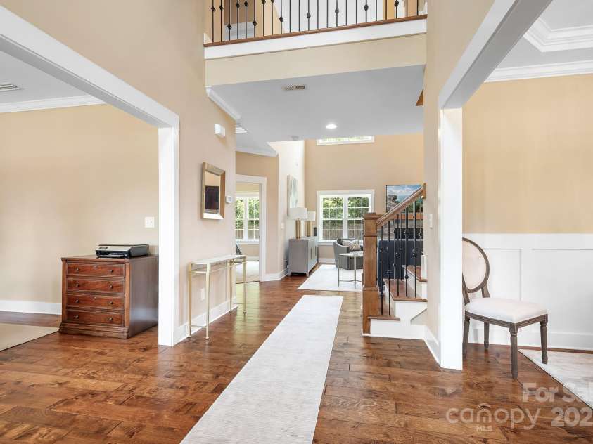 738 Kemp Road, Mooresville, NC 28117.  MLS# CAR4273057, YatesRealty ID 25481. Foyer Entrance