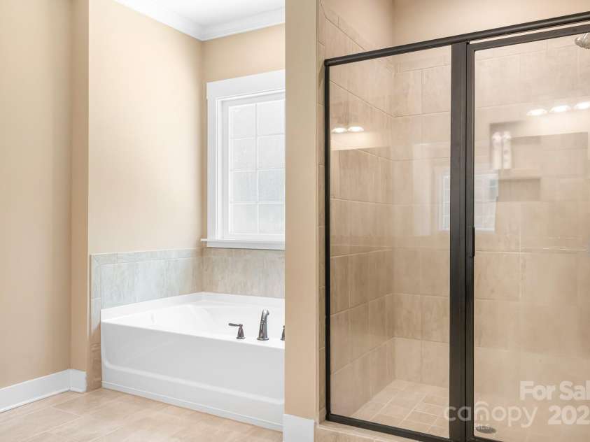 738 Kemp Road, Mooresville, NC 28117.  MLS# CAR4273057, YatesRealty ID 25481. Primary Bathroom