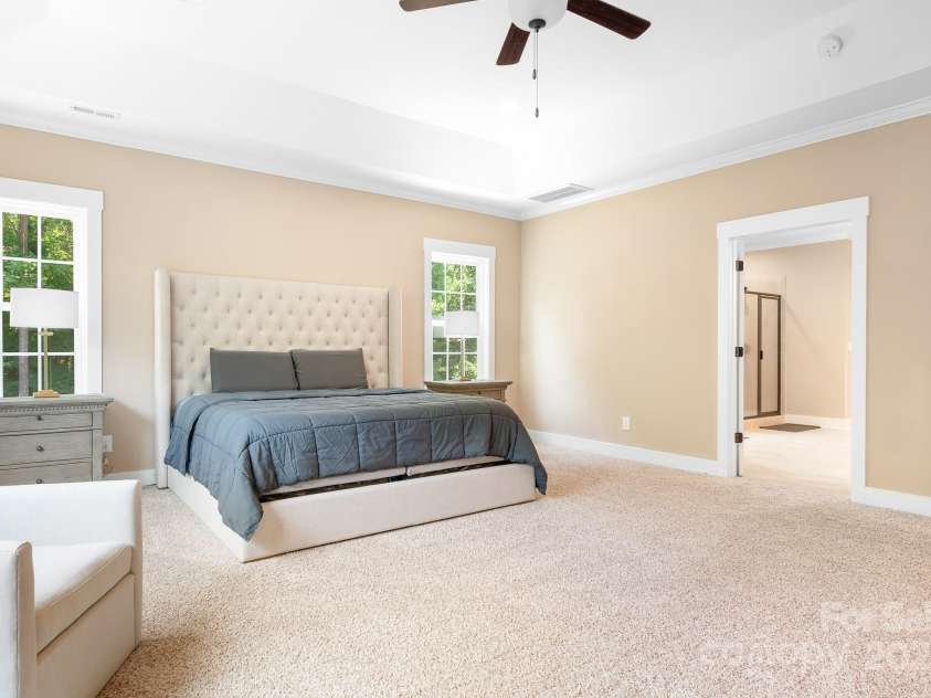 738 Kemp Road, Mooresville, NC 28117.  MLS# CAR4273057, YatesRealty ID 25481. Primary Suite