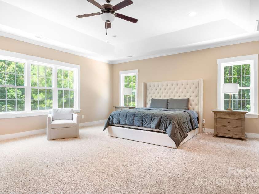 738 Kemp Road, Mooresville, NC 28117.  MLS# CAR4273057, YatesRealty ID 25481. Primary Suite