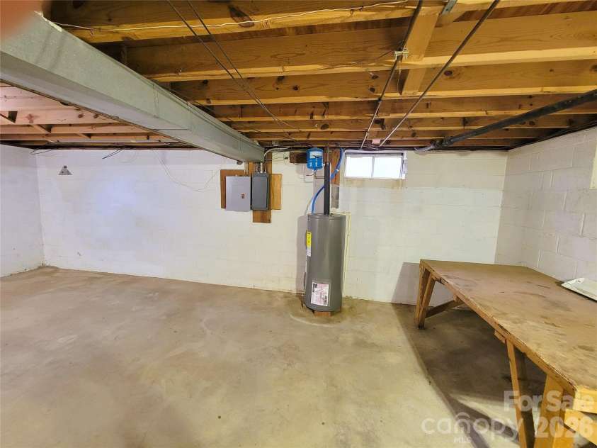 45 Browndale Road, Asheville, NC 28805.  MLS# CAR4383844, YatesRealty ID 25484. Full Basement has interior access