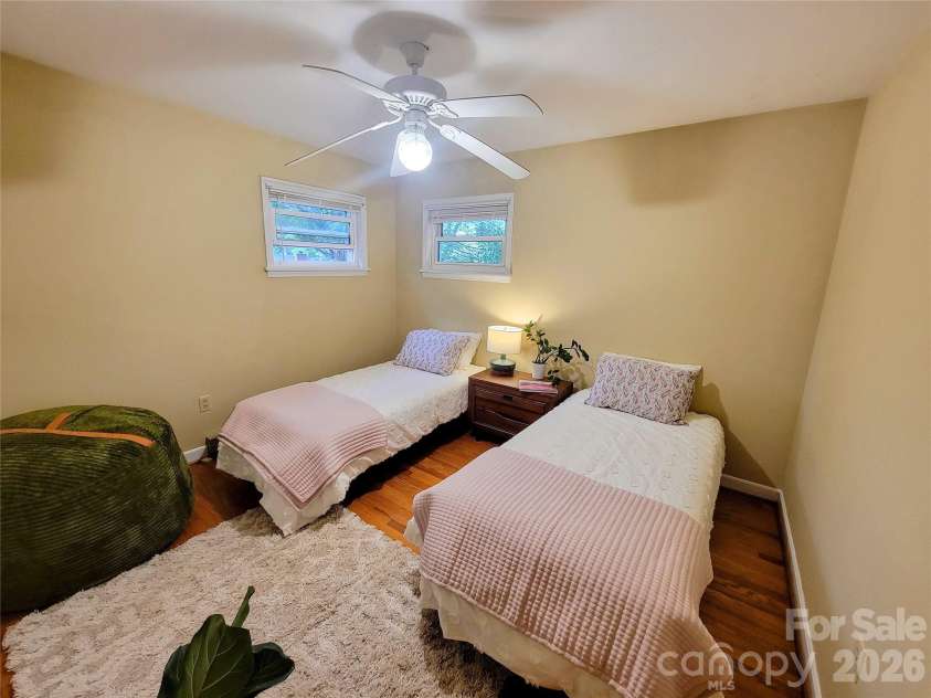 45 Browndale Road, Asheville, NC 28805.  MLS# CAR4383844, YatesRealty ID 25484. Guest Bedroom