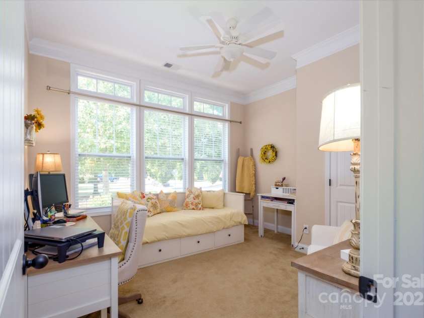 9122 Carneros Creek Road, Charlotte, NC 28214.  MLS# CAR4278394, YatesRealty ID 25484. Downstairs Bedroom