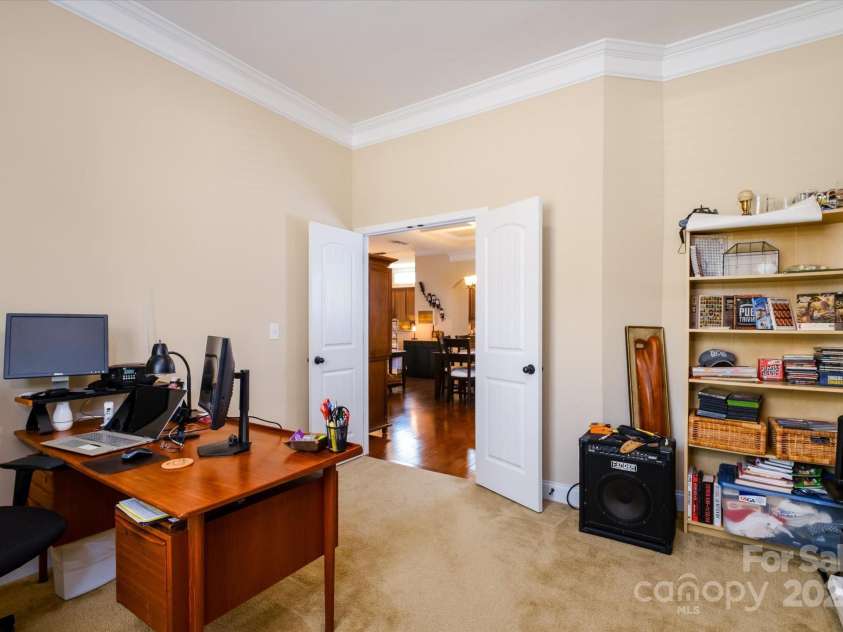 9122 Carneros Creek Road, Charlotte, NC 28214.  MLS# CAR4278394, YatesRealty ID 25484. Office