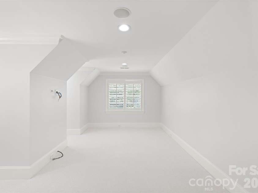2427 Danbury Street, Charlotte, NC 28211.  MLS# CAR4381127, YatesRealty ID 25485. 