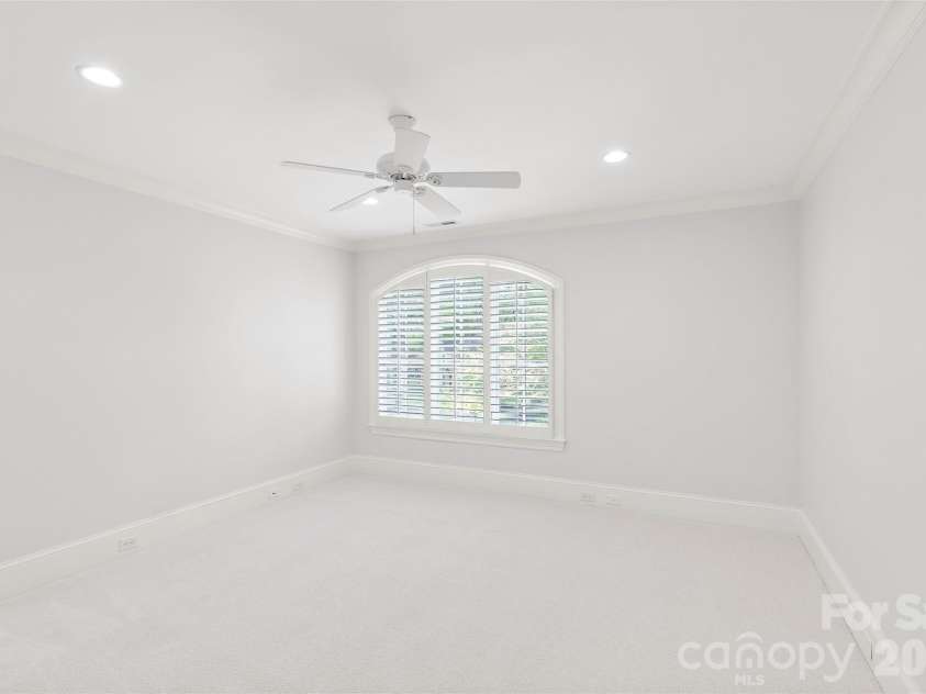 2427 Danbury Street, Charlotte, NC 28211.  MLS# CAR4381127, YatesRealty ID 25485. 