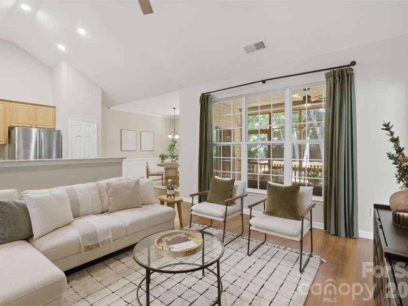2454 Carmathen Road, Charlotte, NC 28269.  MLS# CAR4353885, YatesRealty ID 25486. 