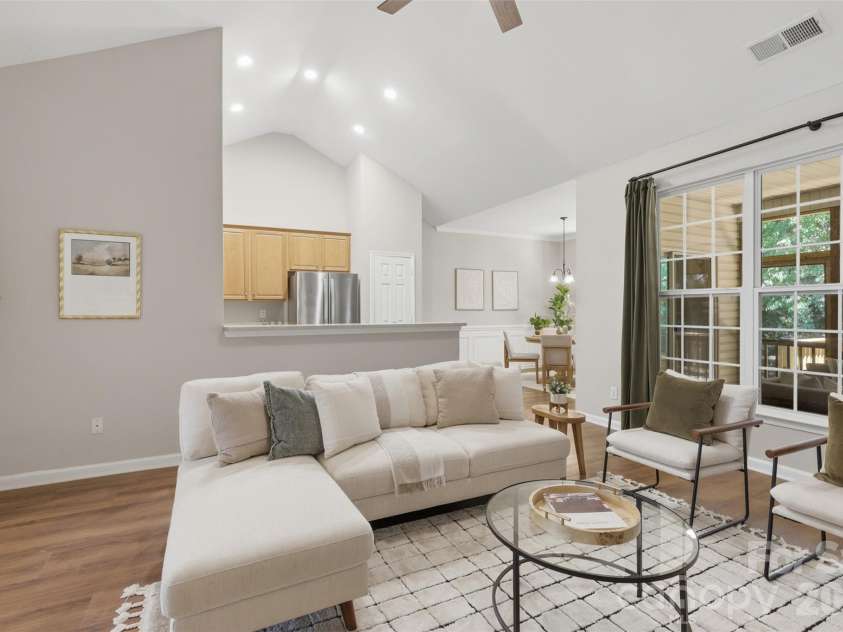 2454 Carmathen Road, Charlotte, NC 28269.  MLS# CAR4353885, YatesRealty ID 25486. 