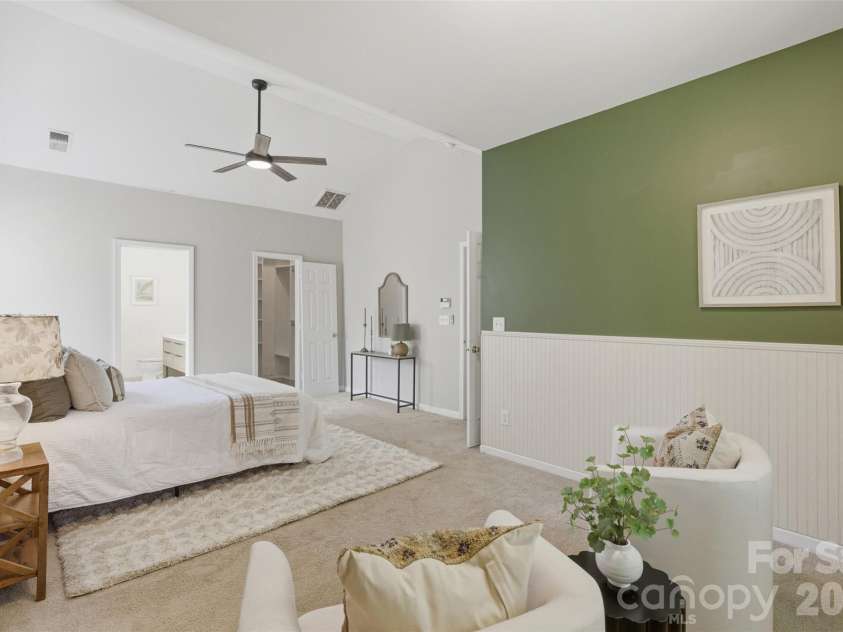 2454 Carmathen Road, Charlotte, NC 28269.  MLS# CAR4353885, YatesRealty ID 25486. 