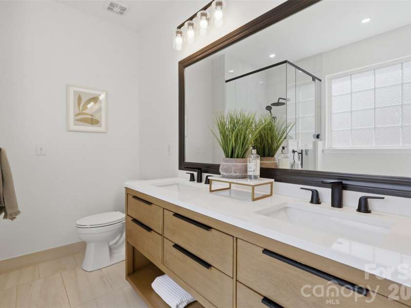 2454 Carmathen Road, Charlotte, NC 28269.  MLS# CAR4353885, YatesRealty ID 25486. 