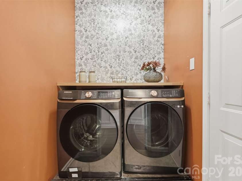 2454 Carmathen Road, Charlotte, NC 28269.  MLS# CAR4353885, YatesRealty ID 25486. 