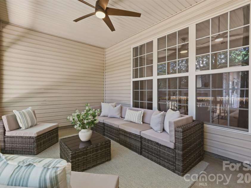 2454 Carmathen Road, Charlotte, NC 28269.  MLS# CAR4353885, YatesRealty ID 25486. 