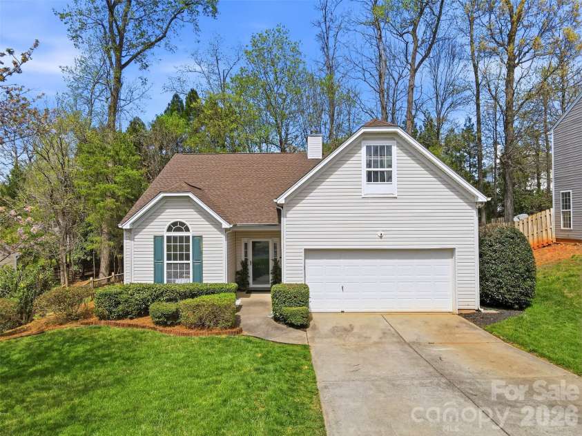 2454 Carmathen Road, Charlotte, NC 28269.  MLS# CAR4353885, YatesRealty ID 25486. 