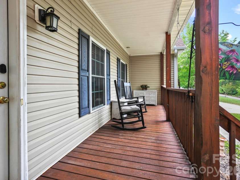 4376 Scenic View Court, Iron Station, NC 28080.  MLS# CAR4366648, YatesRealty ID 25487. 