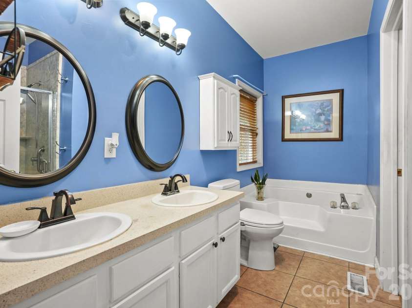 4376 Scenic View Court, Iron Station, NC 28080.  MLS# CAR4366648, YatesRealty ID 25487. 