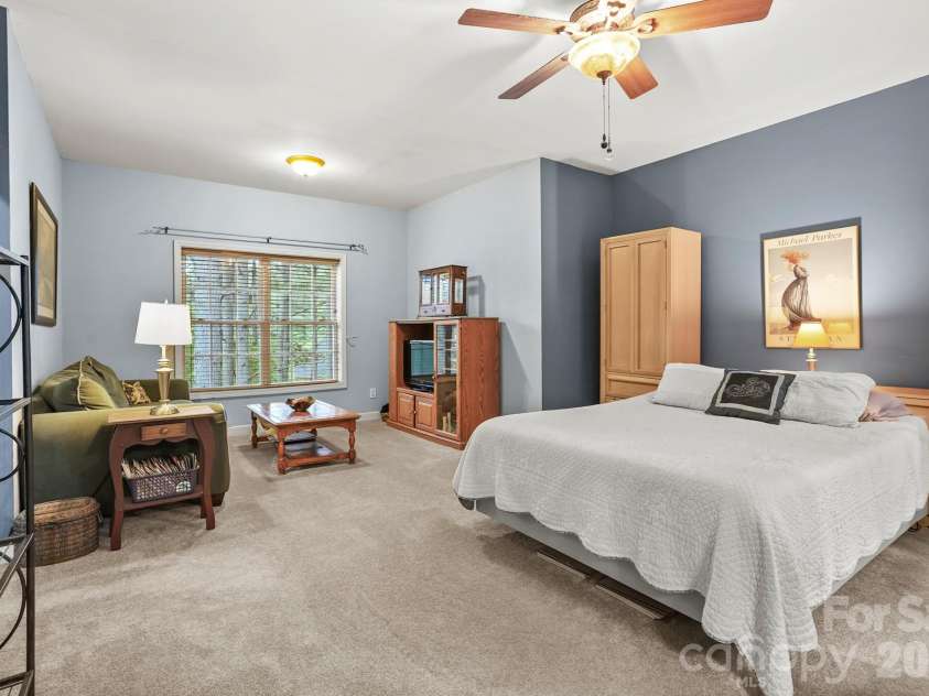 4376 Scenic View Court, Iron Station, NC 28080.  MLS# CAR4366648, YatesRealty ID 25487. 