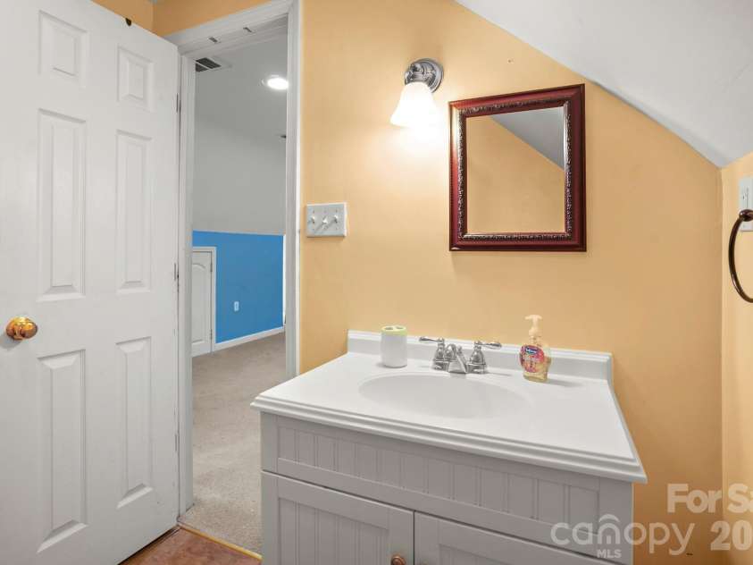 4376 Scenic View Court, Iron Station, NC 28080.  MLS# CAR4366648, YatesRealty ID 25487. 