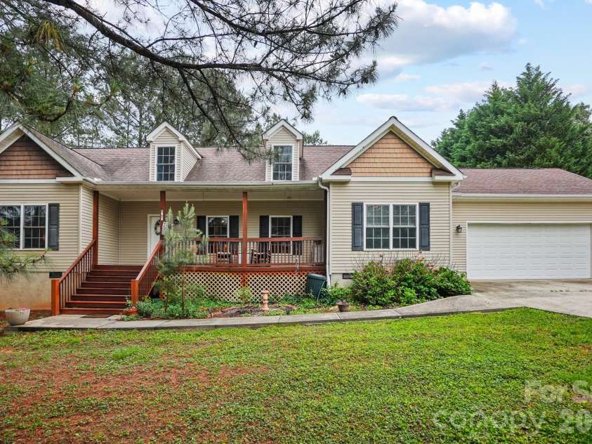 4376 Scenic View Court, Iron Station, NC 28080.  MLS# CAR4366648, YatesRealty ID 25487. 