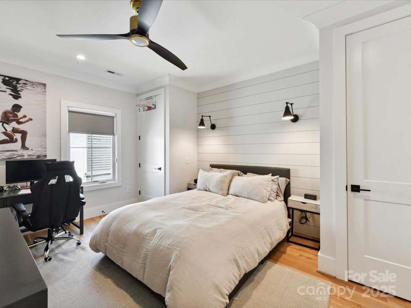 615 Melbourne Court, Charlotte, NC 28209.  MLS# CAR4279711, YatesRealty ID 25487. Bedroom #3