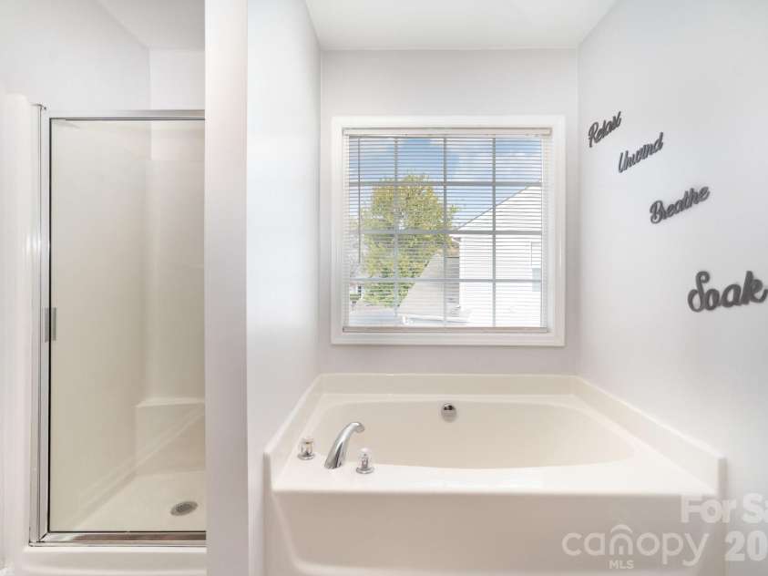 14413 Asheton Creek Drive, Charlotte, NC 28273.  MLS# CAR4386391, YatesRealty ID 25488. 