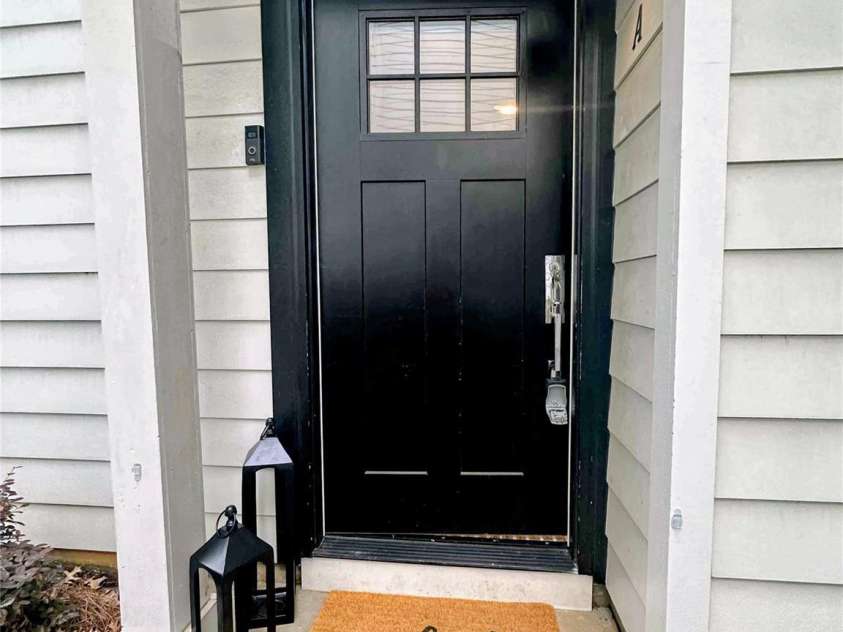 1533 Briar Creek Road, Charlotte, NC 28205.  MLS# CAR4255020, YatesRealty ID 25489. 