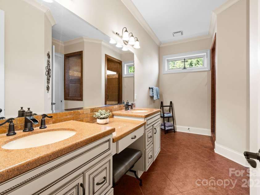 237 Wilson Lake Road, Mooresville, NC 28117.  MLS# CAR4218065, YatesRealty ID 2549. 