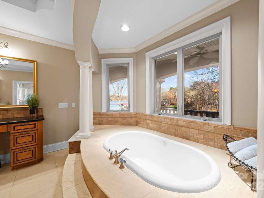 237 Wilson Lake Road, Mooresville, NC 28117.  MLS# CAR4218065, YatesRealty ID 2549. 