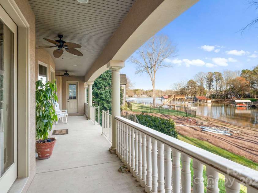 237 Wilson Lake Road, Mooresville, NC 28117.  MLS# CAR4218065, YatesRealty ID 2549. 